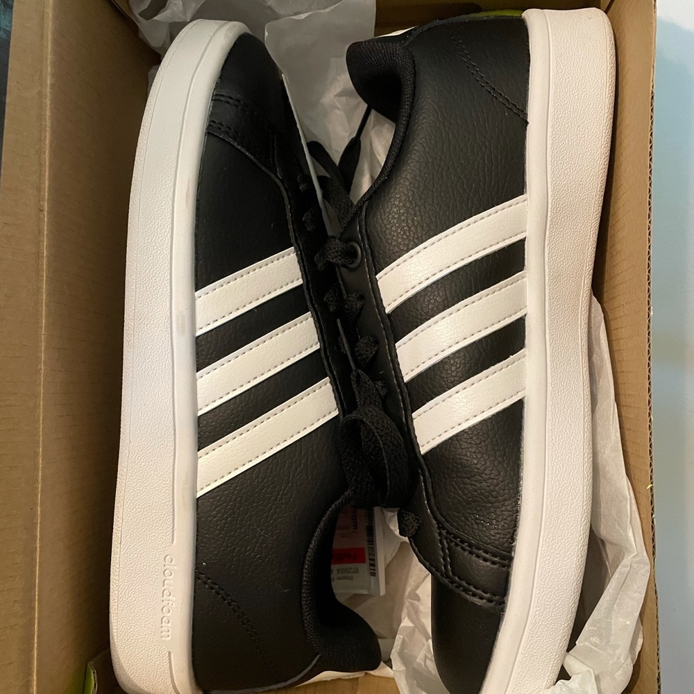 AdidasNeo Cloudfoam